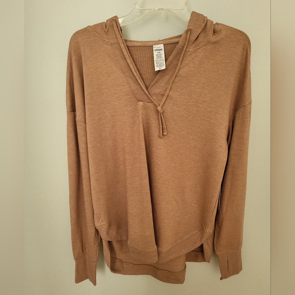 RBX Women‎ Medium Lonh Sleeve Hoodie Athleisure Pullover Thumbholes Tan